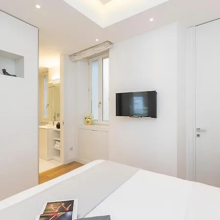 Amazing Vista Piazza Venezia Apartment *